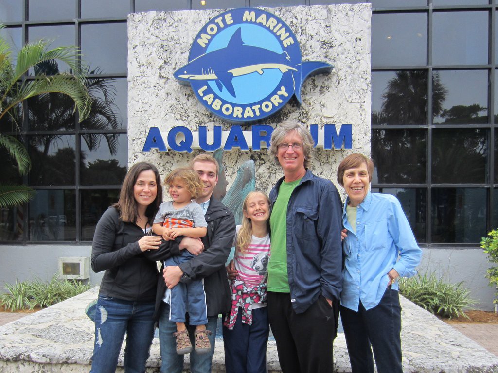 everybody at the aquarium