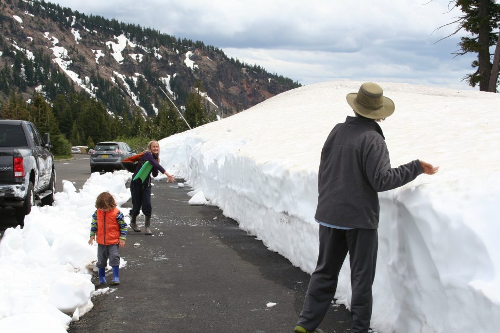 Snow ball fight!!!